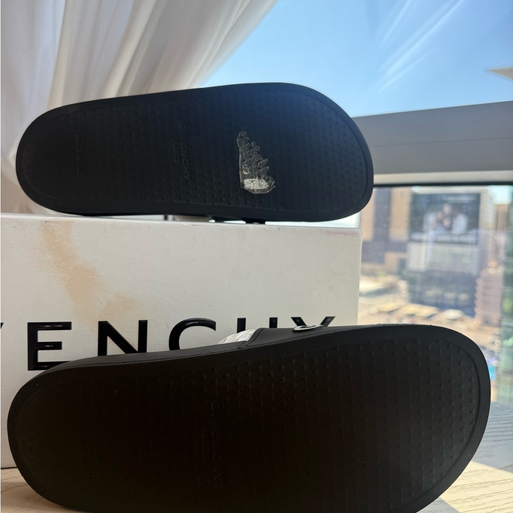 Givenchy Black Logo Slides (Authentic) - Picture 5 of 7